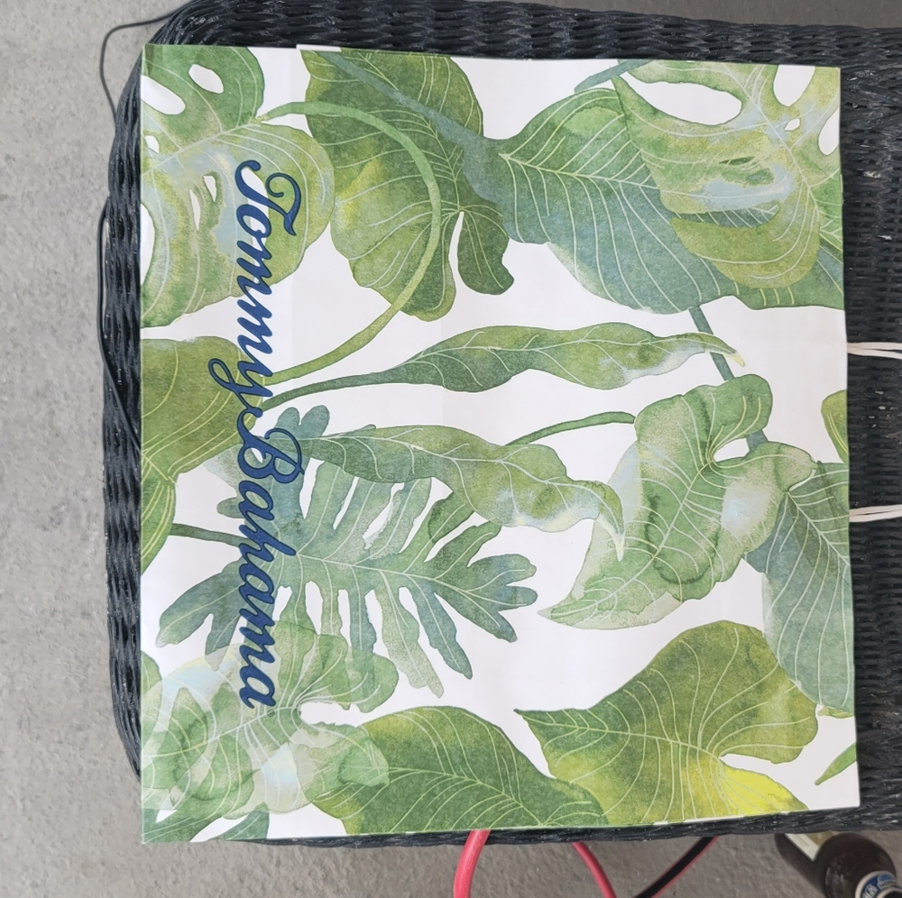 10 Tommy Bahama Gift Bags/Shopping Bags. - Picture 2 of 4